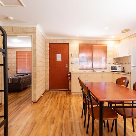 Kalbarri Tudor Holiday Park Экстерьер фото