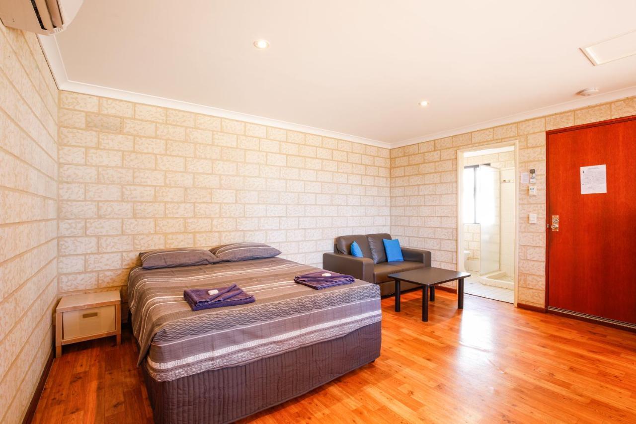 Kalbarri Tudor Holiday Park Экстерьер фото