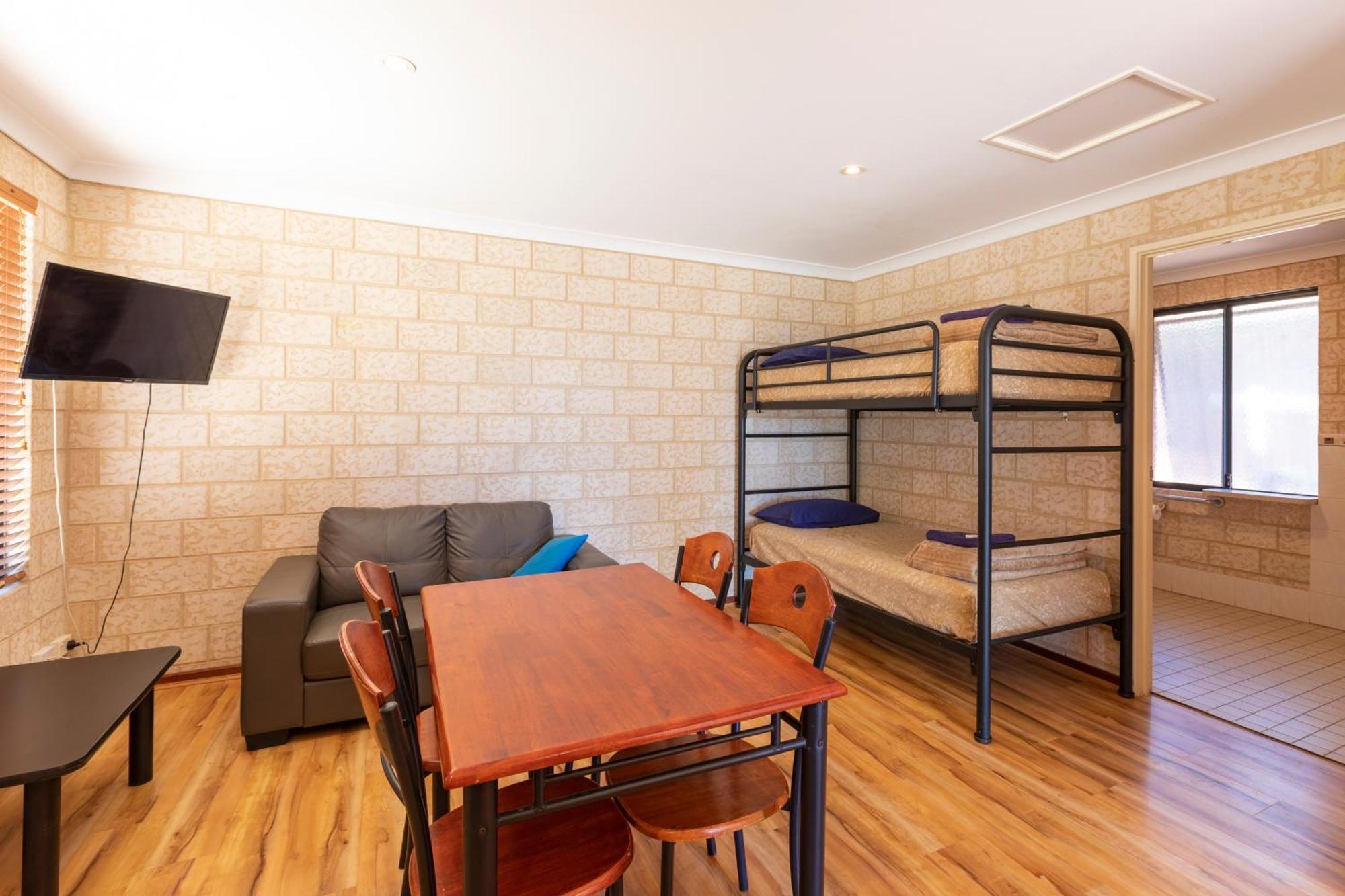 Kalbarri Tudor Holiday Park Экстерьер фото